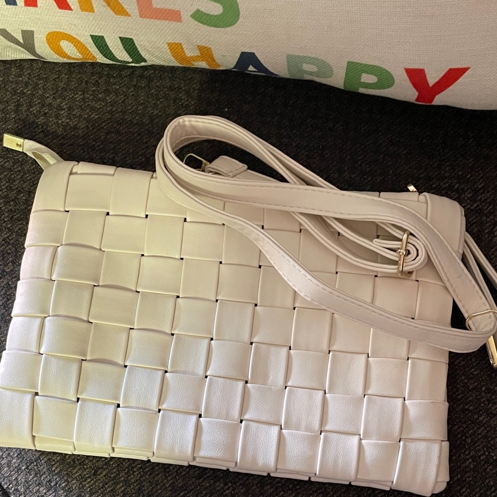 Versatile Ivory Woven 3 way bag NEW
